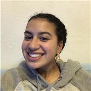 Je suis coach sportive non certifiée. Je donne des cours de musculation et de cardio sur Paris, Vincennes et Montreuil